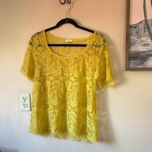 Vintage Fossil Golden Yellow Lace Sheer Short Sleeve Blouse Size Small